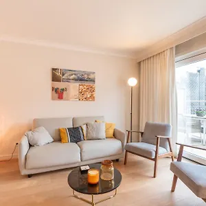 Modern With Large Terrace Close To The Sea Belgique