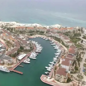 https://cap-cana-luxurious-marina-condo.comcaribbean.com